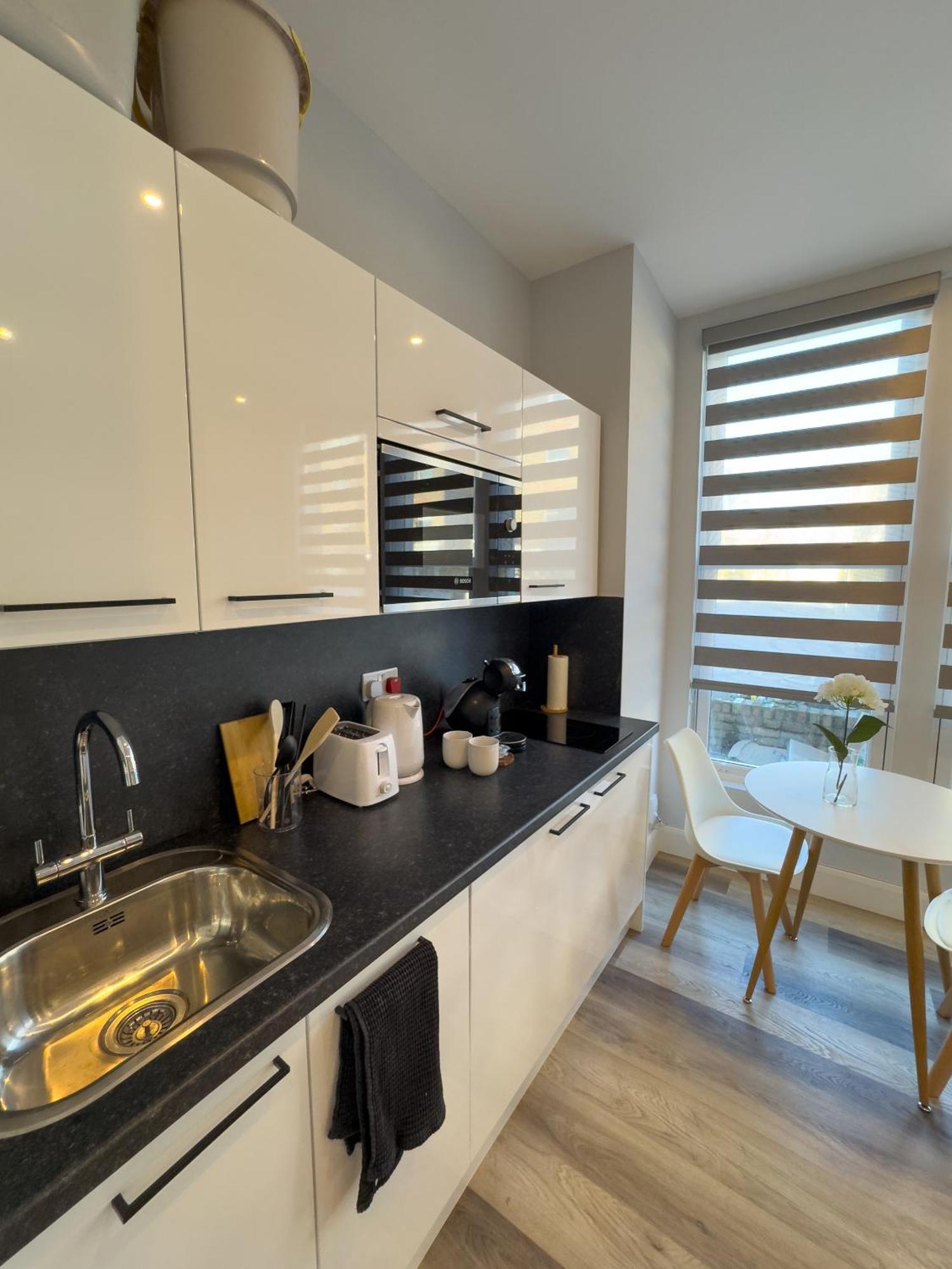 Entire Flat 4 Min Walk To Finsbury Park * Londra